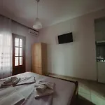 Thoma-is * לימנריה