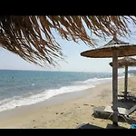 Thoma-is Апартаменты