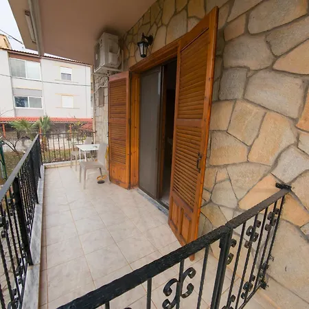 Thoma-is Appartement *