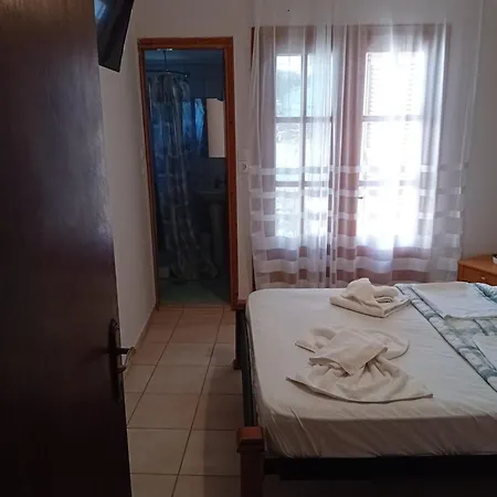 Thoma-is * Limenaria (Thasos)