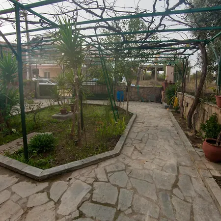 Thoma-is Apartment