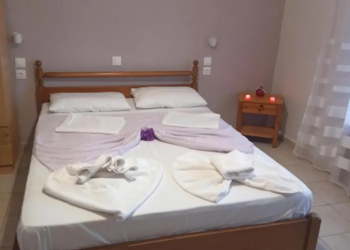 Thoma-is * Limenaria (Thasos)