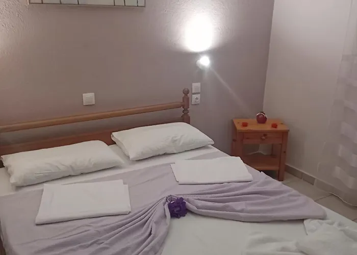 Thoma-is * Limenaria (Thasos)