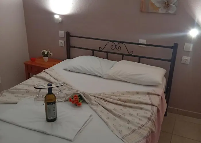 Thoma-is * Limenaria (Thasos)